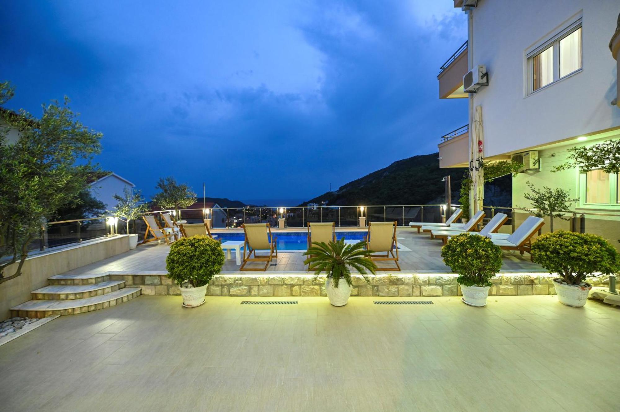 Villa Lux Rajovic Budva Extérieur photo